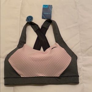 Brooks UpHold Crossback sports bra
